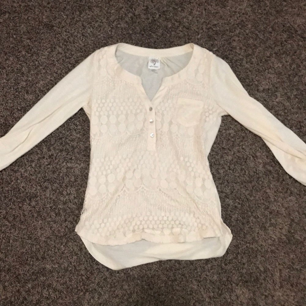 Cute lacy off white blouse